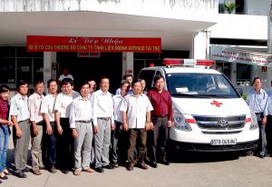 Antraco- Trao tặng xe cứu thương cho bệnh viện đa khoa huyện Tri Tôn, An Giang